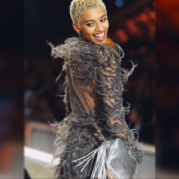 LAST ONE! 5/$20!!!🤍💍 Silver Snakeskin Tassel Crossbody - Picture 3 of 9